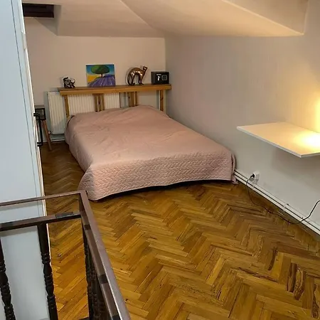 Rooftop Studio With Shared Kitchen Apartment Istanbul