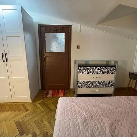 Rooftop Studio With Shared Kitchen Apartment Istanbul